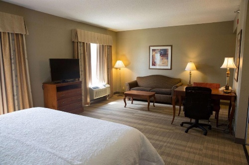 Hampton Inn By Hilton & Suites Grenada image 8