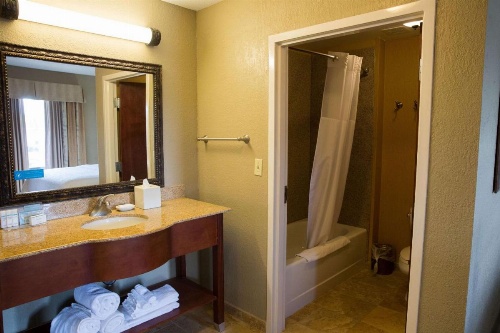 Hampton Inn By Hilton & Suites Grenada image 9